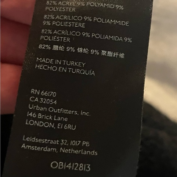 Women’s Anthropologie chunky cable Cardigan Heather Black Warm! Oversized Small. - Picture 3 of 4